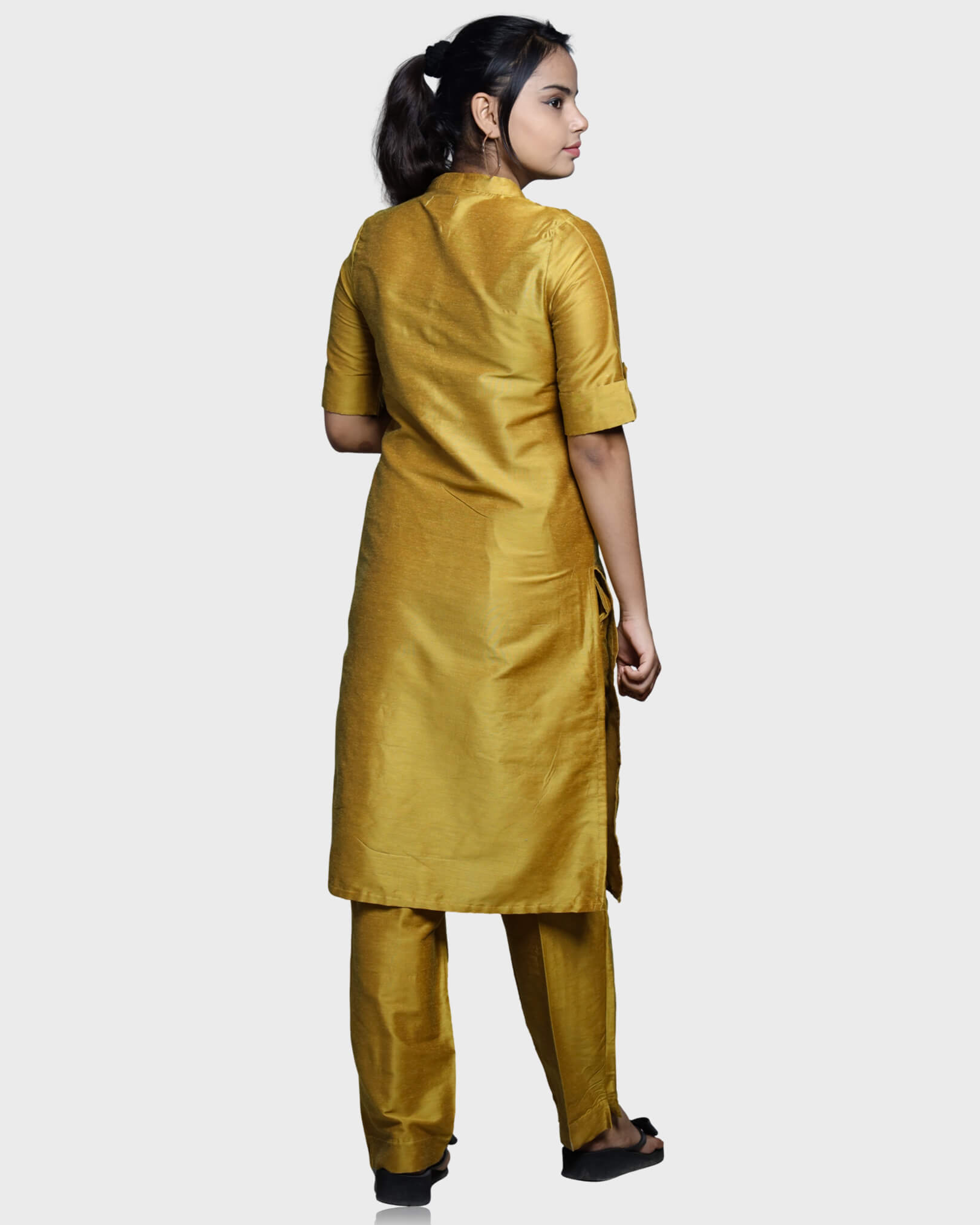 Buy online Self Design Banarasi Kurta Dupatta Set from ethnic wear for  Women by Vredevogel for ₹559 at 76% off | 2024 Limeroad.com