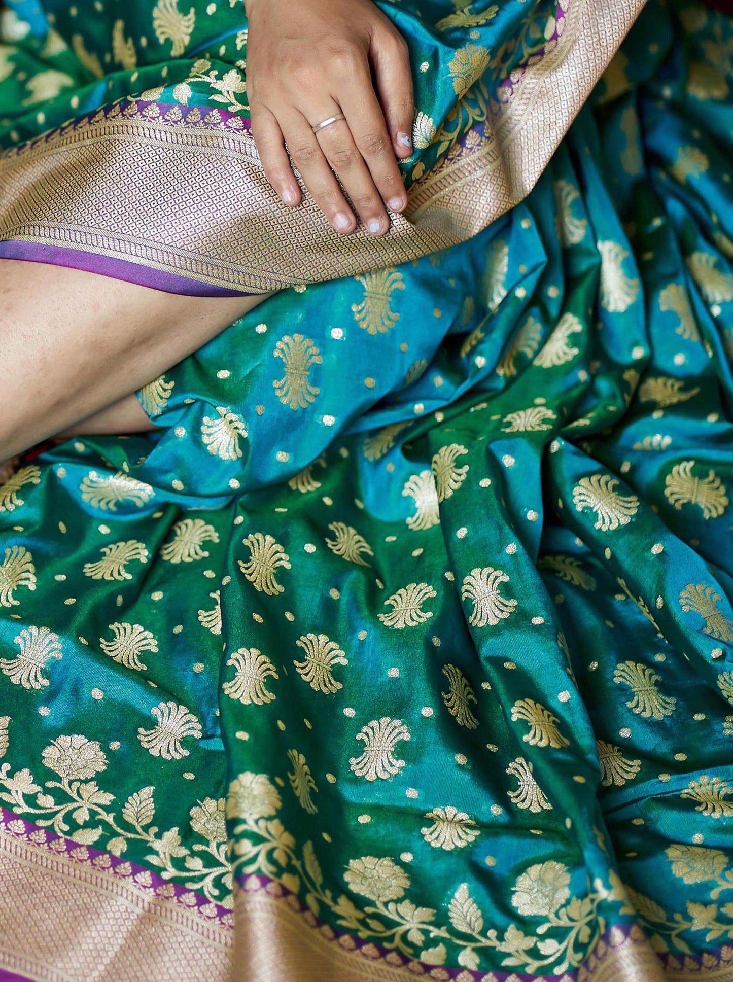 Handloom Banana Silk Saree Sapphire Green Contrast Pallu